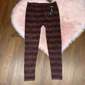 ShoSho Abstract Tribal Leggings NWT